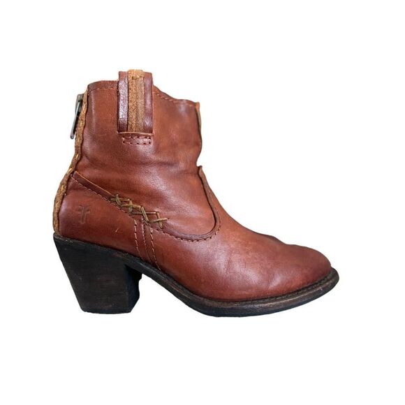 FRYE Leslie Artisan Short Boot Leather Brown Women's Boots. Sz 6.5B - Picture 1 of 10